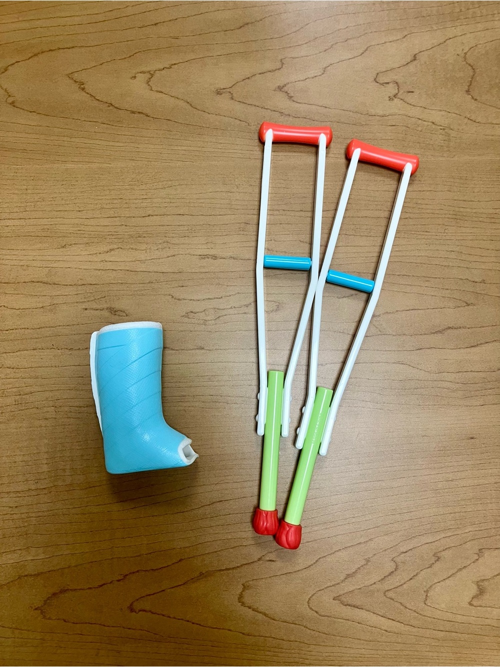 American Girl Doll Wellie Wishers Doll Hugs & Healing Crutches & Cast